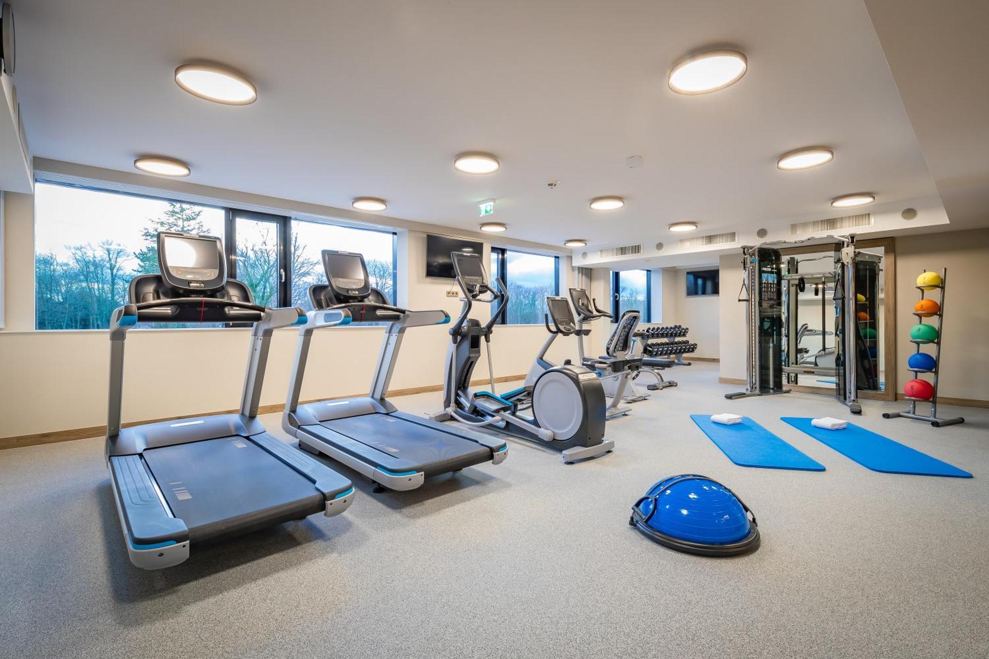 Hilton Garden Inn Винер Нойщат Екстериор снимка