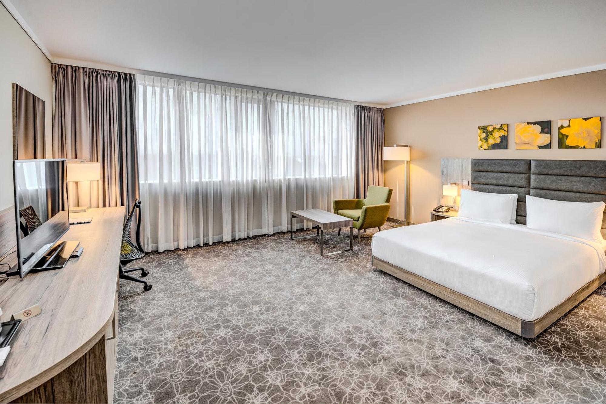 Hilton Garden Inn Винер Нойщат Екстериор снимка
